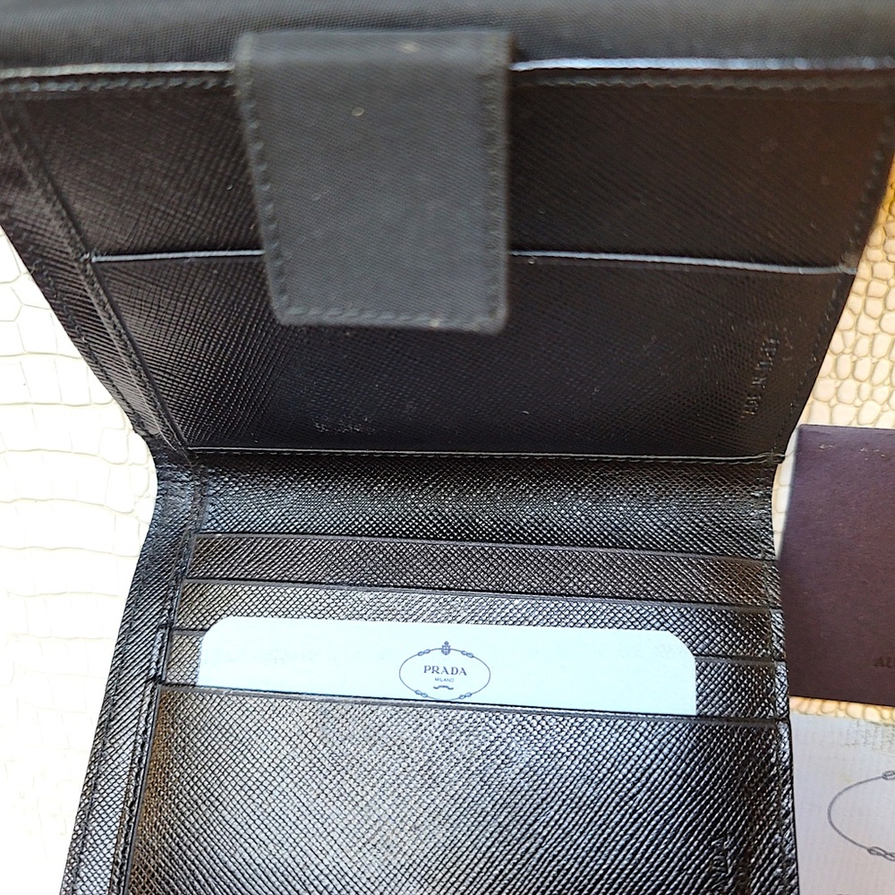 Rare Hi-End Unused Women's/Men's Prada Wallet (See Photos) - Picture 8 of 16